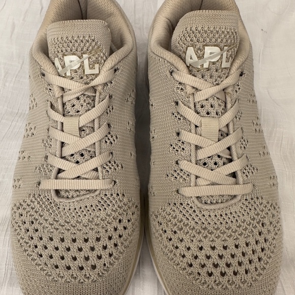 APL Runners - Picture 1 of 3